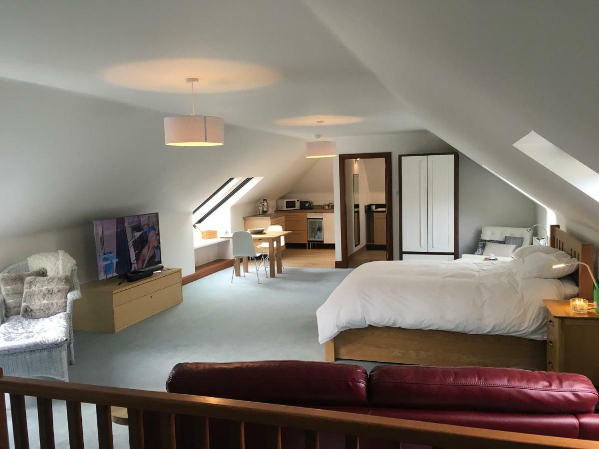 The Suite At Scarbuie Ballater Exterior photo